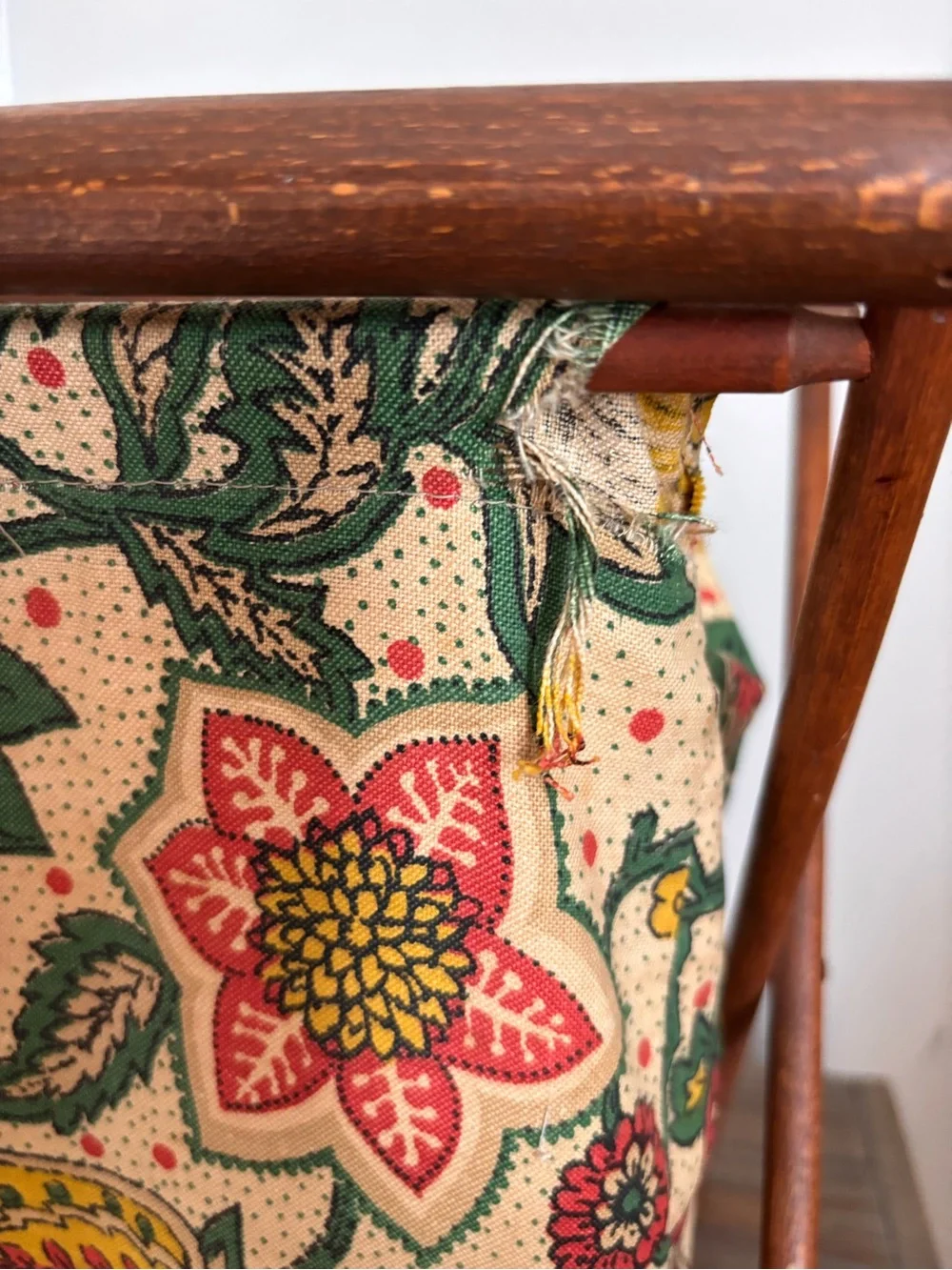 Vintage 60s Henry Seligman NY Folding Wood Sewing Basket Stand Floral Fabric